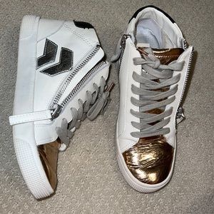 Dolce Vita Mid Rise Sneakers